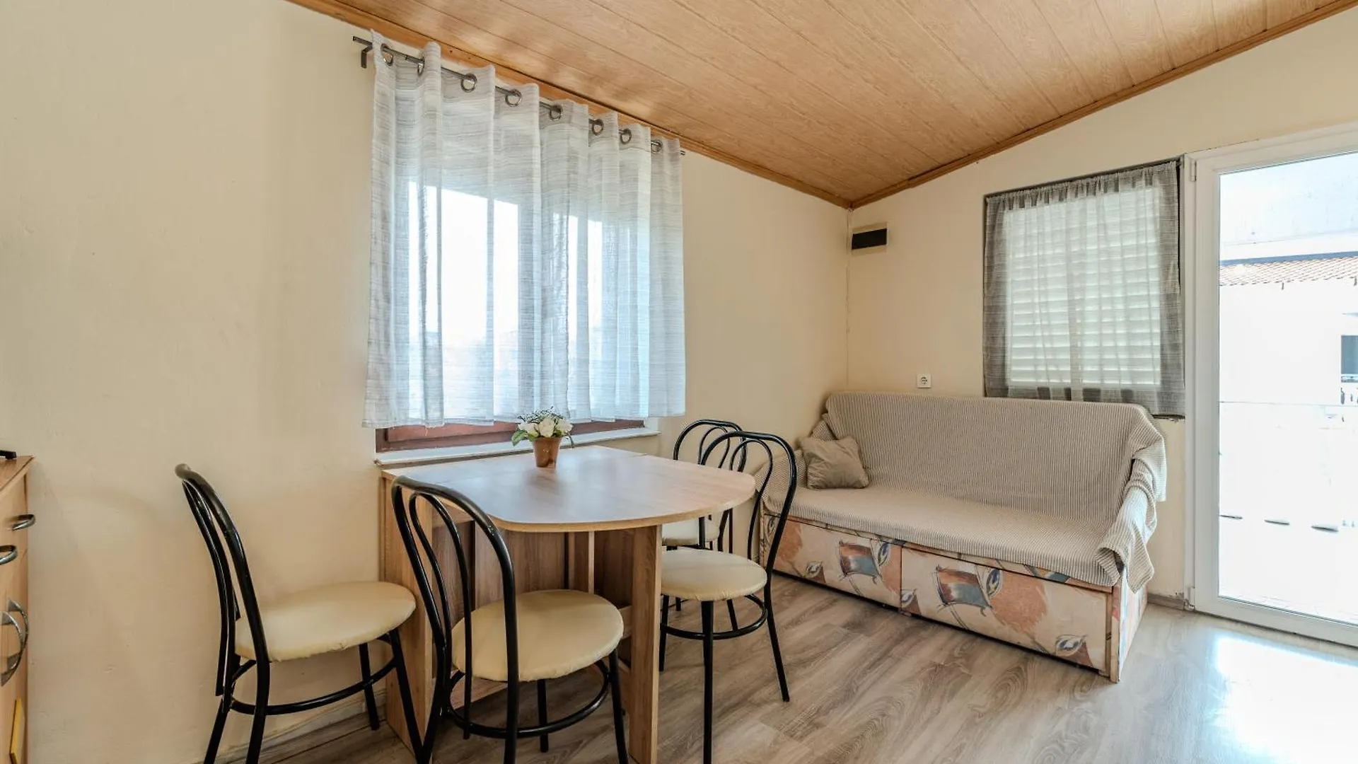 Apartmani Prpic Vir